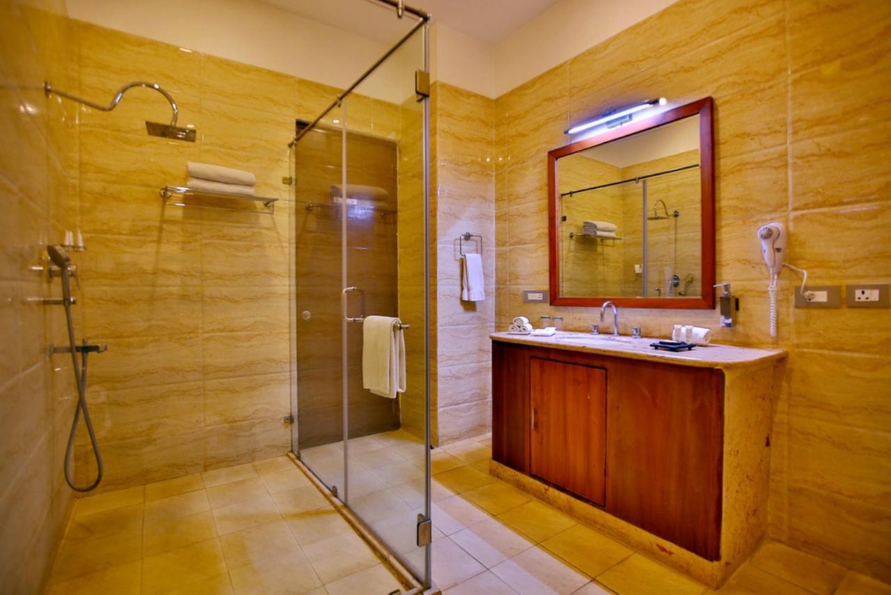 Regenta Resort Vanya Mahal Ranthambore Савай-Мадхопур Экстерьер фото