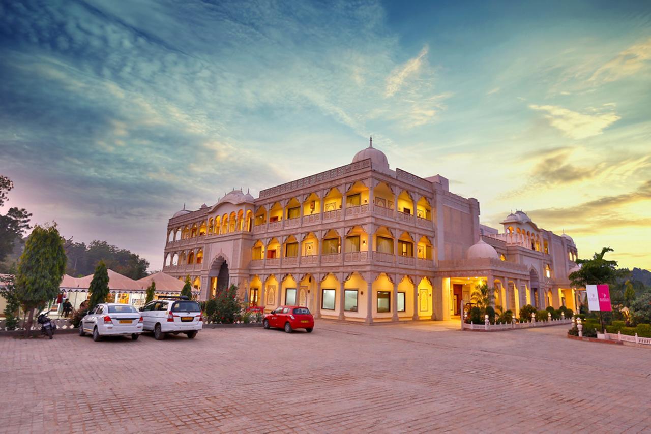 Regenta Resort Vanya Mahal Ranthambore Савай-Мадхопур Экстерьер фото