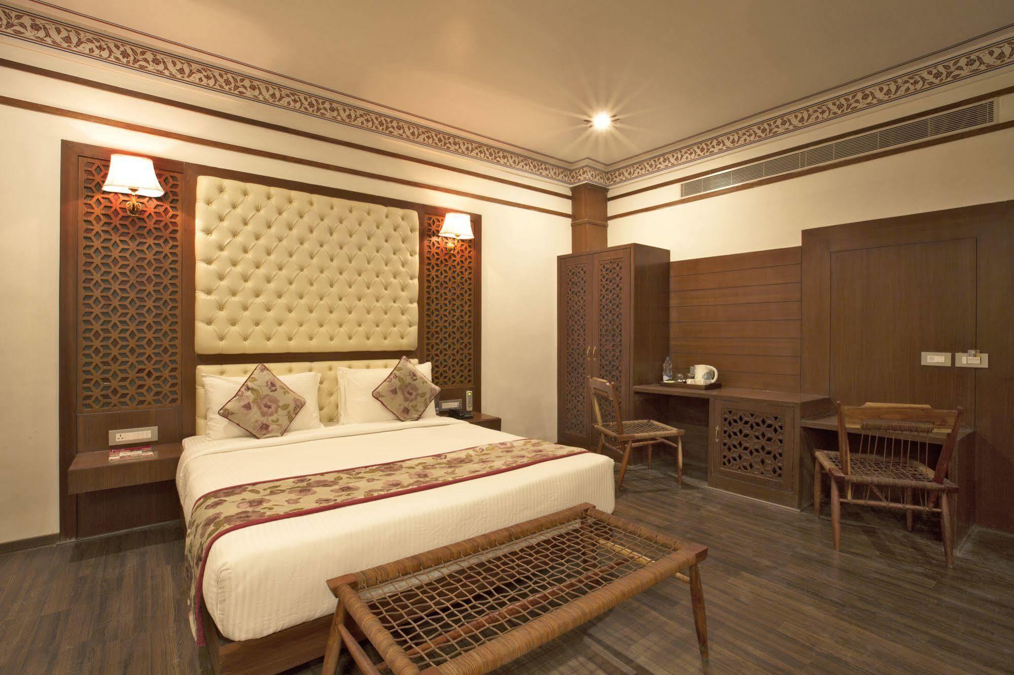 Regenta Resort Vanya Mahal Ranthambore Савай-Мадхопур Экстерьер фото